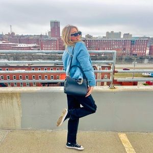 Meet your Posher, Sawyer